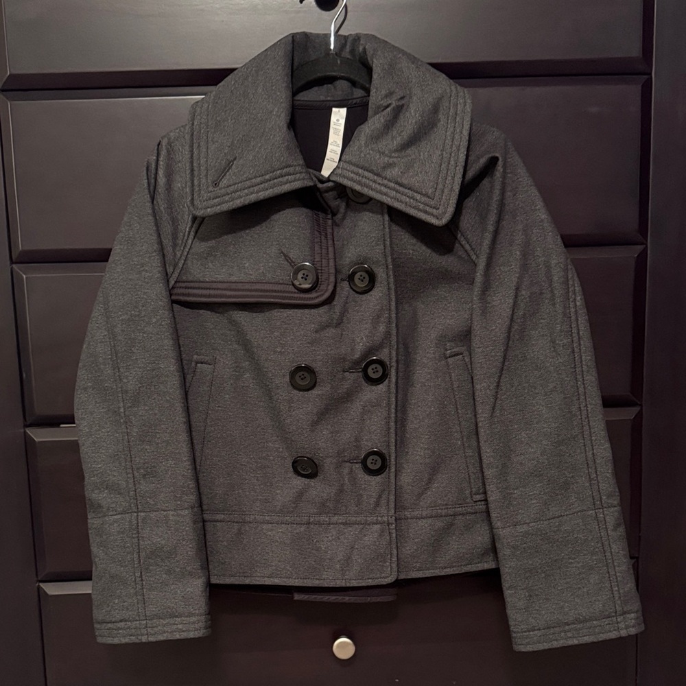 Lululemon Athletica Charcoal Women’s Peacoat size 6 Oversized
